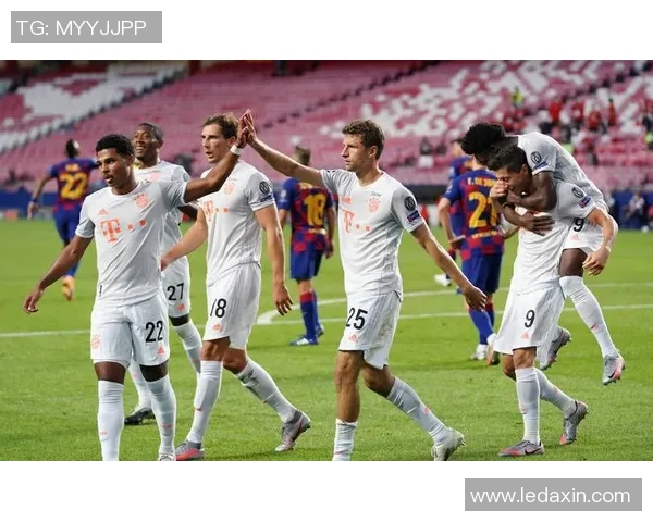 德甲激战拜仁逆转曼联绝杀时刻震撼全场精彩集锦回顾