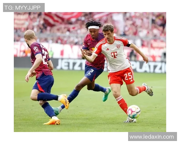 拜仁强势逆袭莱比锡补时进球点燃世界杯激情与转会风波