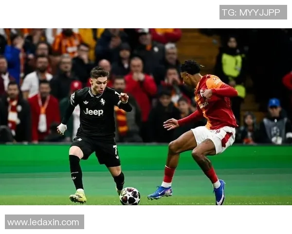 欧冠激战：莱比锡与曼联战成平局逆转瞬间点燃全场激情